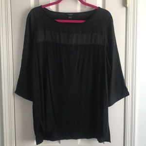 Ann Taylor black top